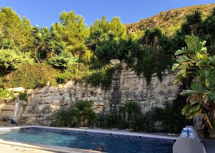 El Collado Holiday home *